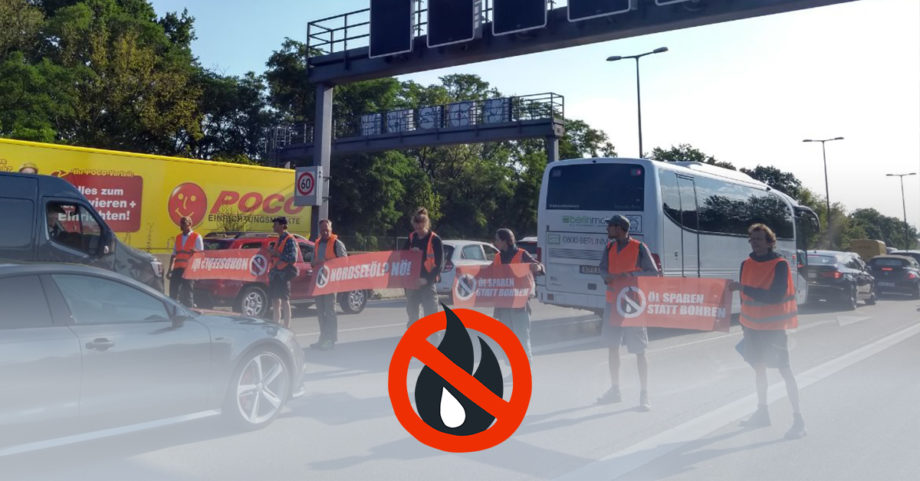 Sommerpause trotz Notstand? - Letzte Generation blockiert Schilderbrücken auf A100