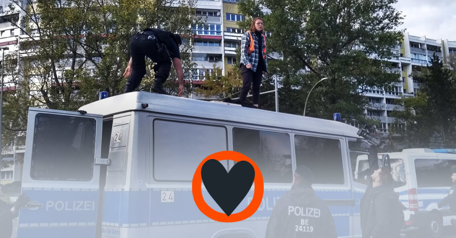 Platz der Vereinten Nationen blockiert - Der Klimanotfall wird sich nicht wegsperren lassen